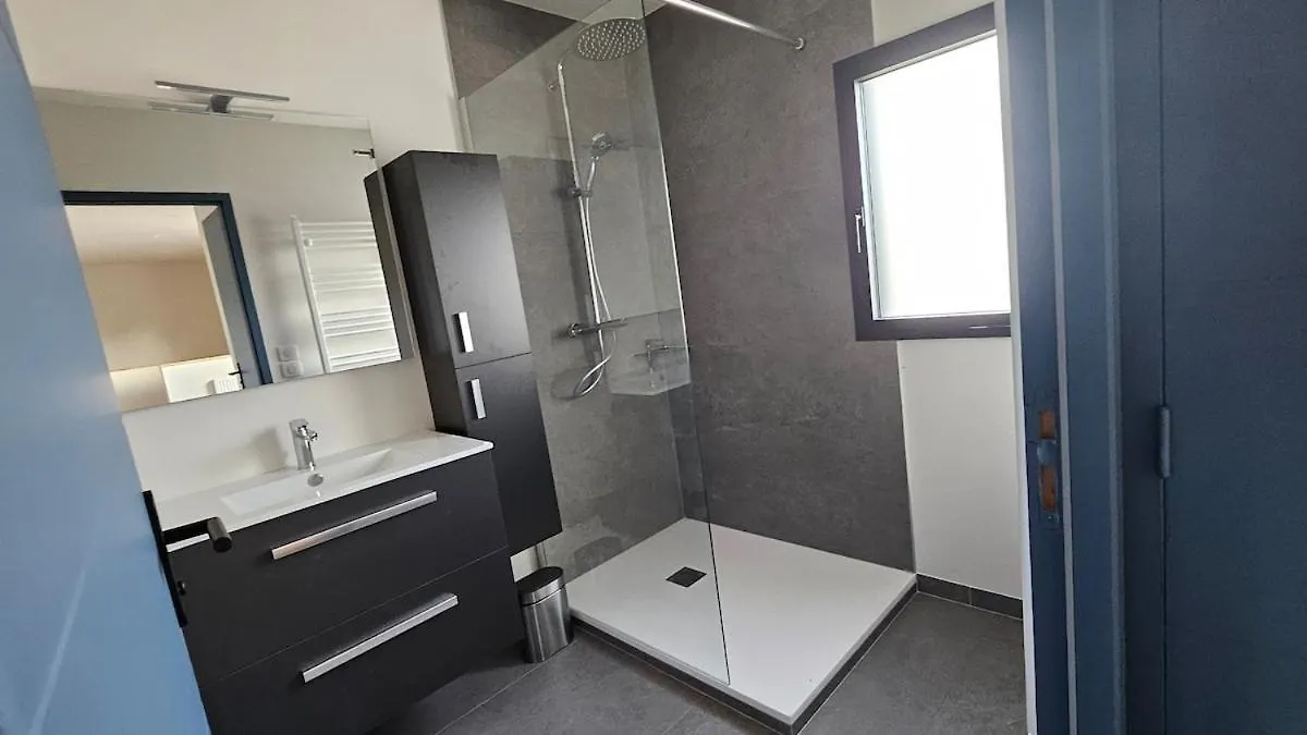 La Villa Magnolia Beachfront With Pool Binic 0*,  France