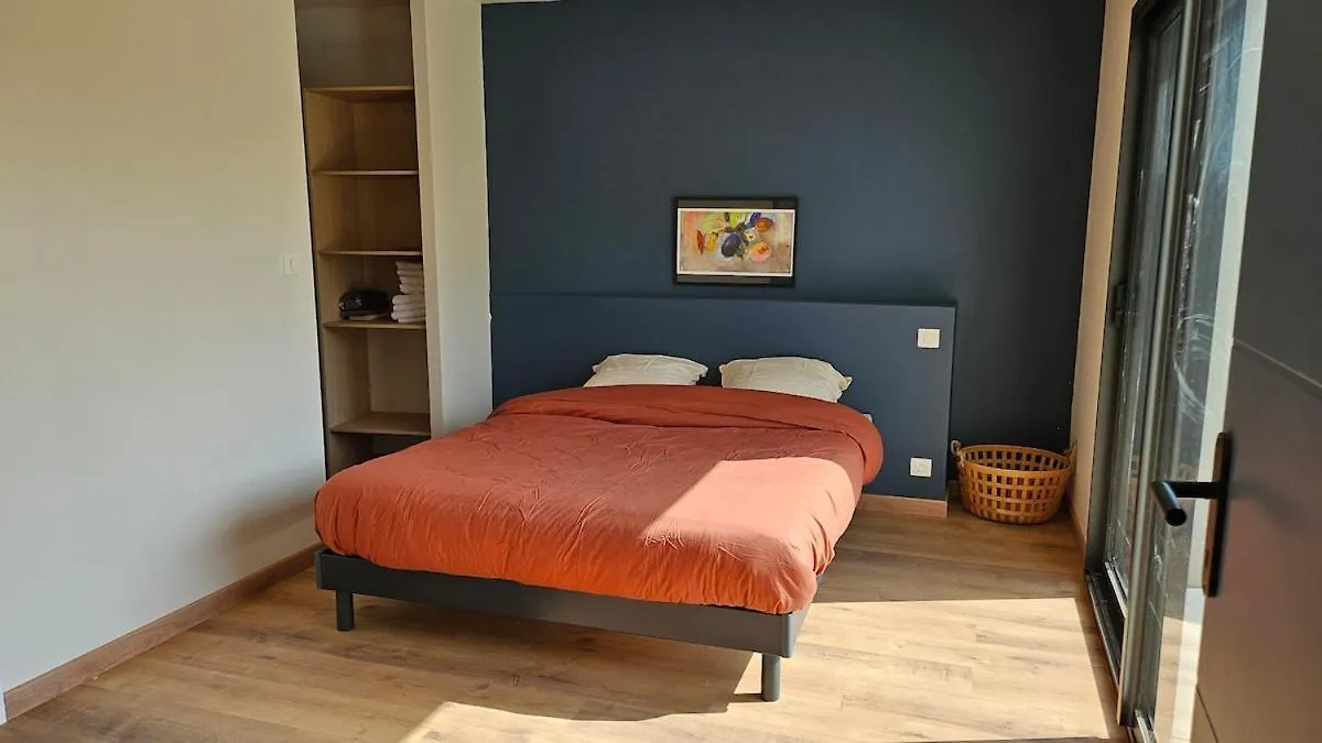 La Villa Magnolia Beachfront With Pool Binic